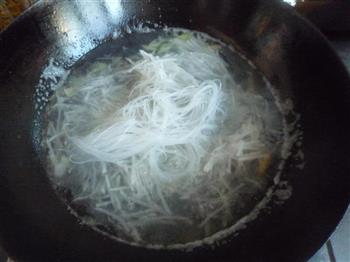 虾仁粉丝萝卜汤怎么做，虾仁粉丝萝卜汤怎么做好吃，虾仁粉丝萝卜汤做法