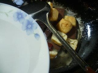 芹菜叶油豆腐鹅血汤怎么做，芹菜叶油豆腐鹅血汤怎么做好吃，芹菜叶油豆腐鹅血汤做法