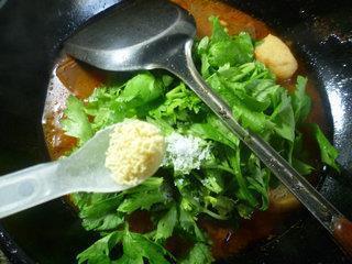 芹菜叶油豆腐鹅血汤怎么做，芹菜叶油豆腐鹅血汤怎么做好吃，芹菜叶油豆腐鹅血汤做法