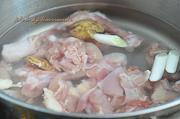 板栗鸡球煲怎么做，板栗鸡球煲怎么做好吃，板栗鸡球煲做法