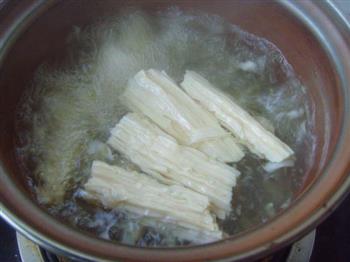 白果腐竹甜汤怎么做，白果腐竹甜汤怎么做好吃，白果腐竹甜汤做法