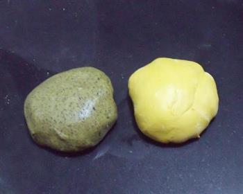 南瓜黑芝麻馒头怎么做，南瓜黑芝麻馒头怎么做好吃，南瓜黑芝麻馒头做法