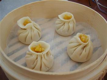 蟹粉小笼怎么做，蟹粉小笼怎么做好吃，蟹粉小笼做法