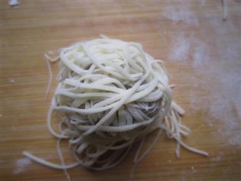金丝虾丸怎么做，金丝虾丸怎么做好吃，金丝虾丸做法