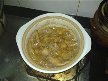 沙茶木耳凤爪煲怎么做，沙茶木耳凤爪煲怎么做好吃，沙茶木耳凤爪煲做法
