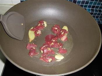 韩式牛肉海带汤怎么做，韩式牛肉海带汤怎么做好吃，韩式牛肉海带汤做法
