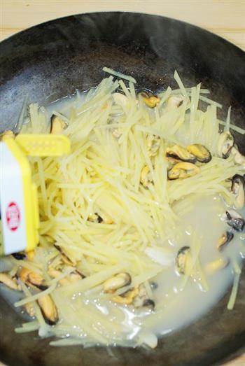土豆青口鲜汤怎么做,土豆青口鲜汤怎么做好吃,土豆青口鲜汤做法 土豆青口鲜汤怎么做,土豆青口鲜汤怎么做好吃,土豆青口鲜汤做法