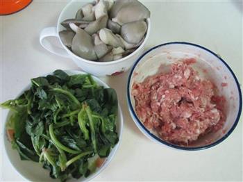 菠菜蘑菇汆丸汤怎么做,菠菜蘑菇汆丸汤怎么做好吃,菠菜蘑菇汆丸汤做法 菠菜蘑菇汆丸汤怎么做,菠菜蘑菇汆丸汤怎么做好吃,菠菜蘑菇汆丸汤做法
