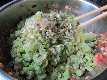 生煎弯梳饺怎么做，生煎弯梳饺怎么做好吃，生煎弯梳饺做法