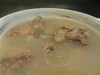 莲藕薏米排骨汤怎么做，莲藕薏米排骨汤怎么做好吃，莲藕薏米排骨汤做法