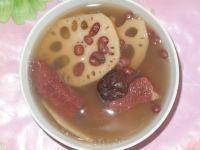 红豆莲藕牛肉汤怎么做，红豆莲藕牛肉汤怎么做好吃，红豆莲藕牛肉汤做法