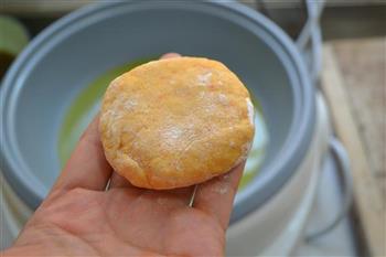 黄桂柿子饼怎么做，黄桂柿子饼怎么做好吃，黄桂柿子饼做法