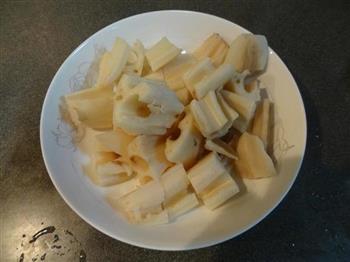 莲藕薏米排骨汤怎么做，莲藕薏米排骨汤怎么做好吃，莲藕薏米排骨汤做法