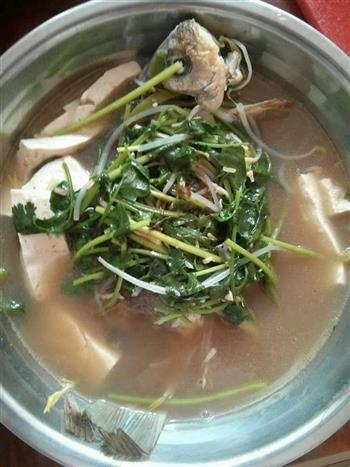 鲫鱼豆芽豆腐汤怎么做，鲫鱼豆芽豆腐汤怎么做好吃，鲫鱼豆芽豆腐汤做法