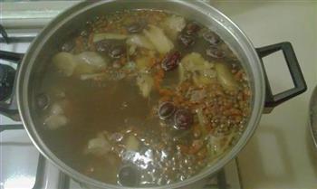 自制骨头汤怎么做，自制骨头汤怎么做好吃，自制骨头汤做法