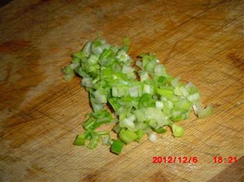 烤箱版葱花薄饼怎么做，烤箱版葱花薄饼怎么做好吃，烤箱版葱花薄饼做法