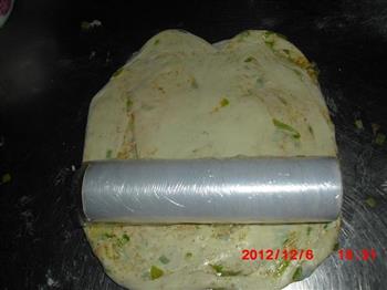 烤箱版葱花薄饼怎么做，烤箱版葱花薄饼怎么做好吃，烤箱版葱花薄饼做法