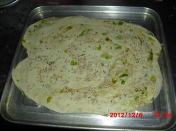 烤箱版葱花薄饼怎么做，烤箱版葱花薄饼怎么做好吃，烤箱版葱花薄饼做法