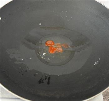 咸蛋瘦肉茴香汤怎么做，咸蛋瘦肉茴香汤怎么做好吃，咸蛋瘦肉茴香汤做法