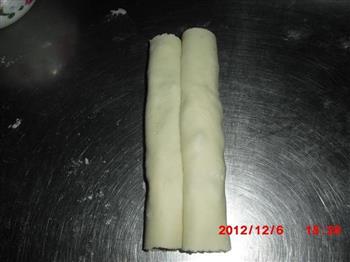烤箱版葱花薄饼怎么做，烤箱版葱花薄饼怎么做好吃，烤箱版葱花薄饼做法