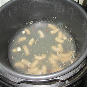 小肠蘑芋豆腐汤怎么做，小肠蘑芋豆腐汤怎么做好吃，小肠蘑芋豆腐汤做法