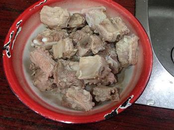 排骨春菜煲怎么做，排骨春菜煲怎么做好吃，排骨春菜煲做法