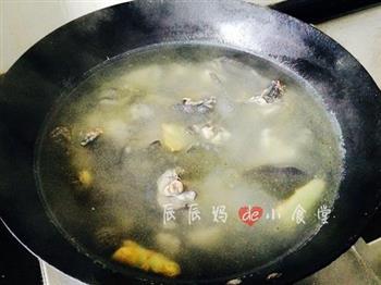 乌鸡花菇靓汤怎么做，乌鸡花菇靓汤怎么做好吃，乌鸡花菇靓汤做法