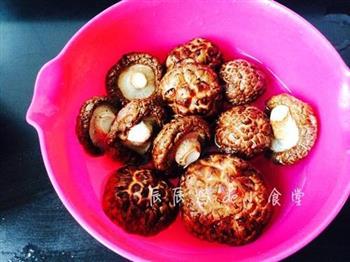 乌鸡花菇靓汤怎么做，乌鸡花菇靓汤怎么做好吃，乌鸡花菇靓汤做法
