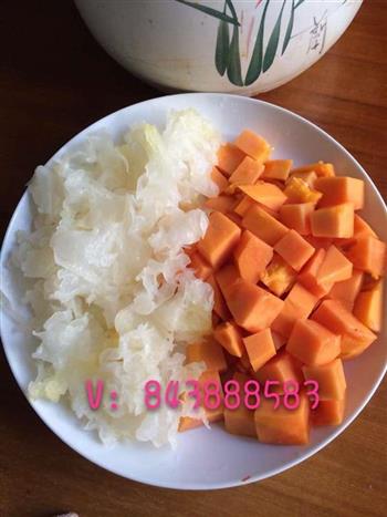 木瓜银耳丰胸汤怎么做，木瓜银耳丰胸汤怎么做好吃，木瓜银耳丰胸汤做法
