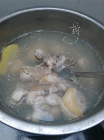 花生莲藕猪尾汤怎么做，花生莲藕猪尾汤怎么做好吃，花生莲藕猪尾汤做法