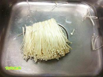 上汤金针菇怎么做，上汤金针菇怎么做好吃，上汤金针菇做法