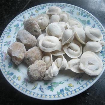 肉丸馄炖汤怎么做，肉丸馄炖汤怎么做好吃，肉丸馄炖汤做法