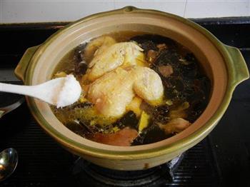 牛肝菌冬笋炖母鸡怎么做，牛肝菌冬笋炖母鸡怎么做好吃，牛肝菌冬笋炖母鸡做法