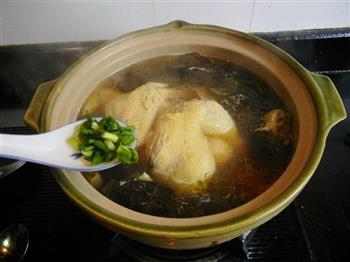 牛肝菌冬笋炖母鸡怎么做，牛肝菌冬笋炖母鸡怎么做好吃，牛肝菌冬笋炖母鸡做法