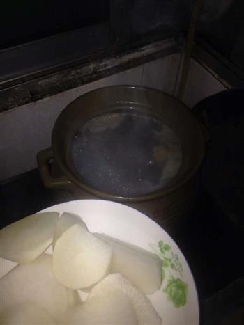 家常排骨汤怎么做，家常排骨汤怎么做好吃，家常排骨汤做法