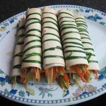 蚝油豆皮卷怎么做，蚝油豆皮卷怎么做好吃，蚝油豆皮卷做法