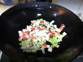 香菇海鲜疙瘩汤怎么做，香菇海鲜疙瘩汤怎么做好吃，香菇海鲜疙瘩汤做法