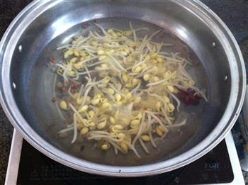 榨菜豆芽素高汤怎么做，榨菜豆芽素高汤怎么做好吃，榨菜豆芽素高汤做法