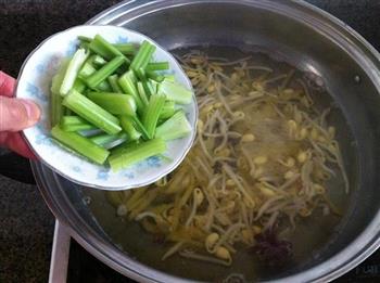 榨菜豆芽素高汤怎么做，榨菜豆芽素高汤怎么做好吃，榨菜豆芽素高汤做法
