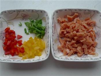 彩椒火腿豆腐花怎么做，彩椒火腿豆腐花怎么做好吃，彩椒火腿豆腐花做法