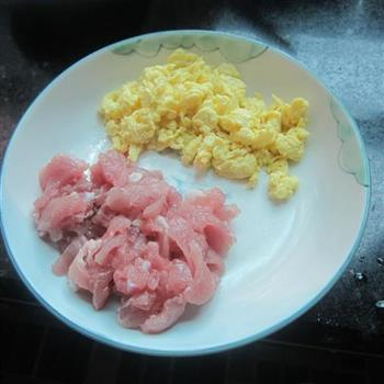 青豆鸡蛋瘦肉汤怎么做，青豆鸡蛋瘦肉汤怎么做好吃，青豆鸡蛋瘦肉汤做法