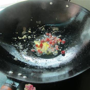 白胡椒豆腐鱼汤怎么做，白胡椒豆腐鱼汤怎么做好吃，白胡椒豆腐鱼汤做法