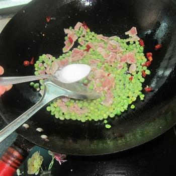 青豆鸡蛋瘦肉汤怎么做，青豆鸡蛋瘦肉汤怎么做好吃，青豆鸡蛋瘦肉汤做法