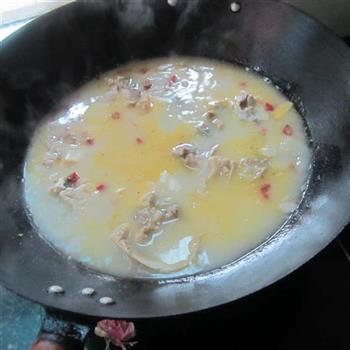 白胡椒豆腐鱼汤怎么做，白胡椒豆腐鱼汤怎么做好吃，白胡椒豆腐鱼汤做法