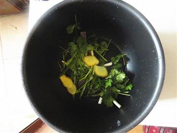 盐焗鸡腿怎么做，盐焗鸡腿怎么做好吃，盐焗鸡腿做法