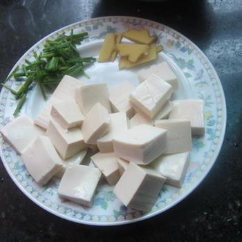 白胡椒豆腐鱼汤怎么做，白胡椒豆腐鱼汤怎么做好吃，白胡椒豆腐鱼汤做法