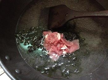 西红柿紫菜蛋汤怎么做，西红柿紫菜蛋汤怎么做好吃，西红柿紫菜蛋汤做法