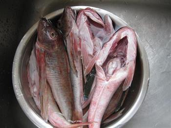 红头鱼豆腐汤怎么做，红头鱼豆腐汤怎么做好吃，红头鱼豆腐汤做法