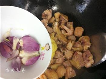 黑糯米酒煲鸡汤怎么做，黑糯米酒煲鸡汤怎么做好吃，黑糯米酒煲鸡汤做法