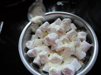 手工花生牛轧糖怎么做，手工花生牛轧糖怎么做好吃，手工花生牛轧糖做法